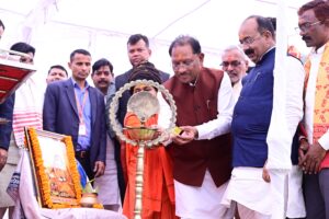 समाज के संगठित और जागरूक होने से विकास को मिलती है मजबूती : मुख्यमंत्री विष्णुदेव साय…….भक्त माता कर्मा मंदिर में विधिवत पूजा-अर्चना कर प्रदेशवासियों की सुख-समृद्धि और खुशहाली की कामना की