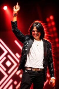 नितिन दुबे ने छत्तीसगढ़ी संगीत जगत में पूरे किए 25 वर्ष…….अपने नए गीत “मनमोहिनी हे गांव के गोरिया 2” से बनाया ऐतिहासिक रिकॉर्ड